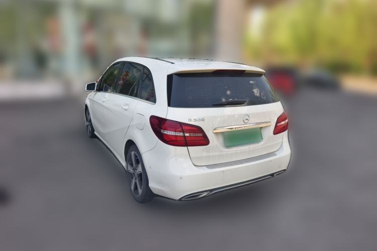 Used Mercedes-Benz B-Class 2018 B 200 Fashion Model Rear Left 45 Deg
