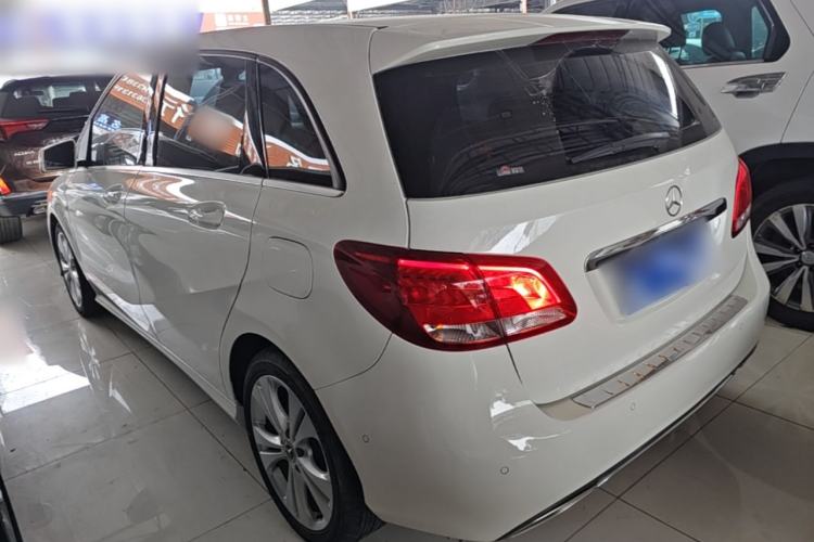 Used Mercedes-Benz B-Class 2018 B 200 Sport Edition Rear Left 45 Deg