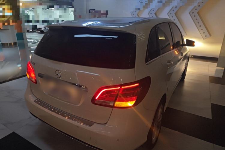 Used Mercedes-Benz B-Class 2018 B 200 Sport Edition Rear Right 45 Deg