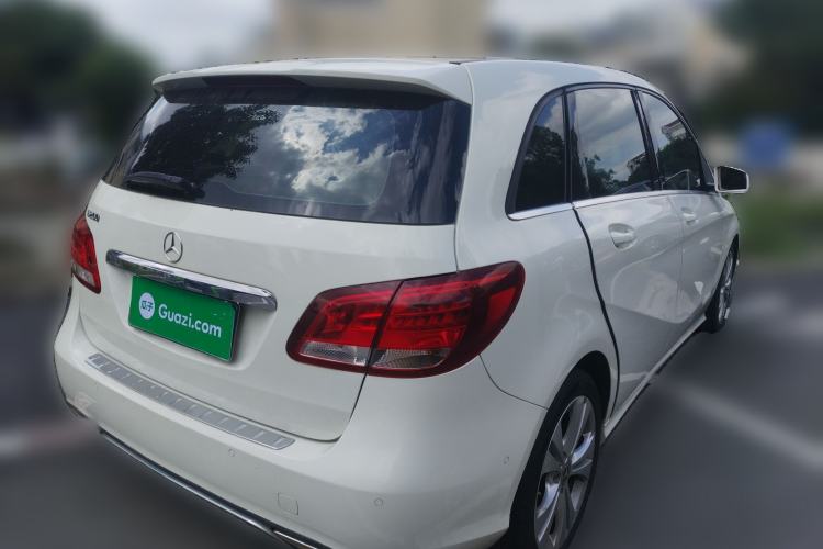 Used Mercedes-Benz B-Class 2018 B 200 Sport Edition Rear Right 45 Deg