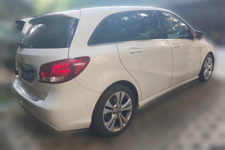 Used Mercedes-Benz B-Class 2018 B 200 Sport Edition Rear Right 45 Deg