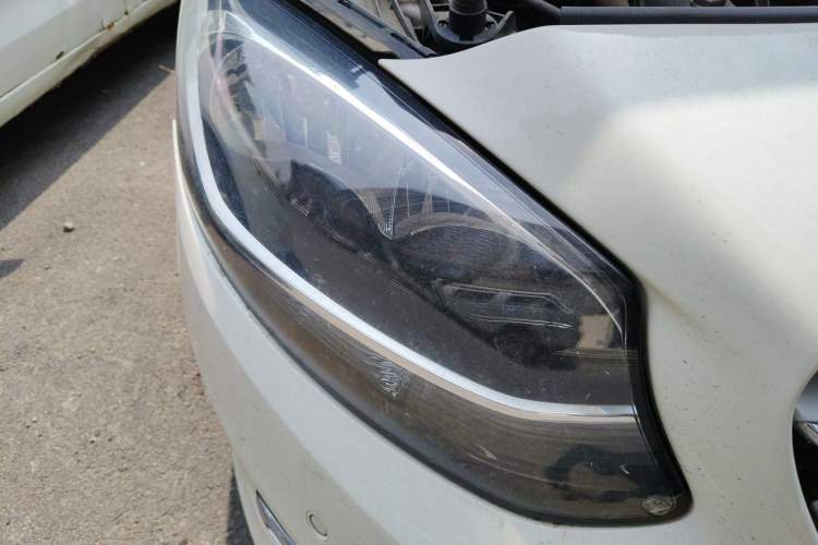 Used Mercedes-Benz B-Class 2018 B 200 Sport Edition Right Front Headlight