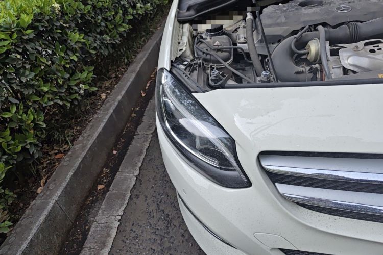 Used Mercedes-Benz B-Class 2018 B 200 Fashion Model Right Front Headlight