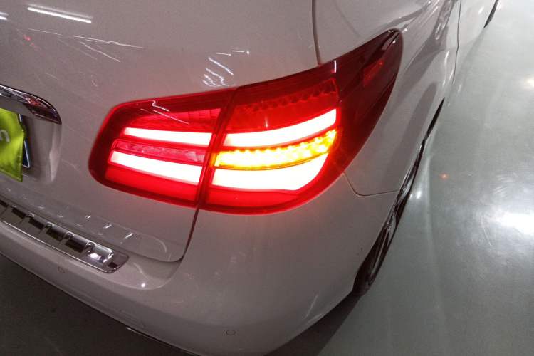 Used Mercedes-Benz B-Class 2018 B 200 Fashion Model Right Rear Taillight