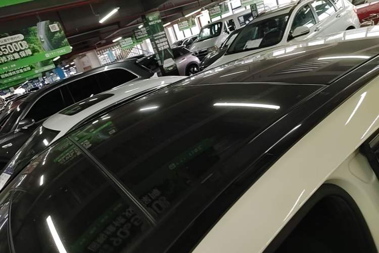 Used Mercedes-Benz B-Class 2018 B 200 Fashion Model Roof