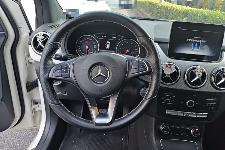 Used Mercedes-Benz B-Class 2018 B 200 Fashion Model Steering Wheel