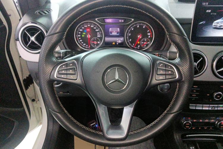 Used Mercedes-Benz B-Class 2018 B 200 Fashion Model Steering Wheel