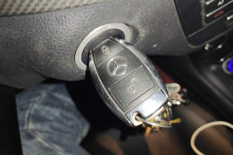 Used Mercedes-Benz B-Class 2018 B 200 Sport Edition Vehicle Key