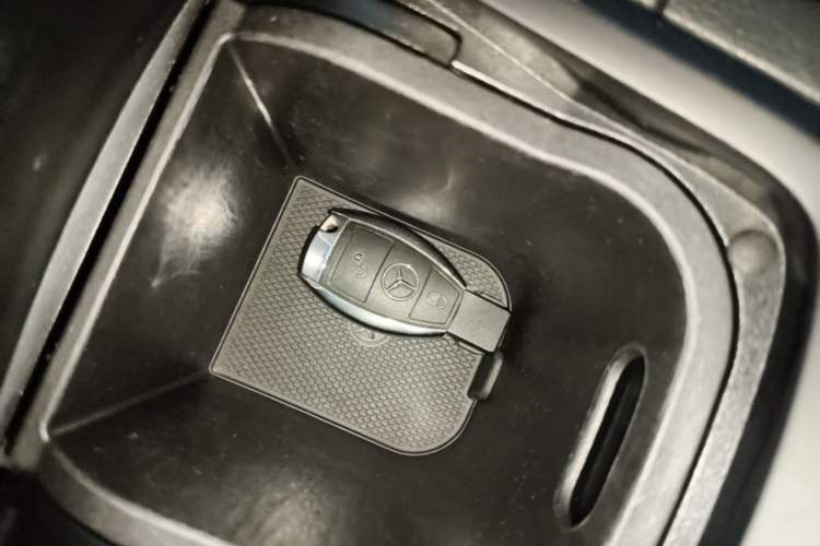 Used Mercedes-Benz B-Class 2018 B 200 Sport Edition Vehicle Key