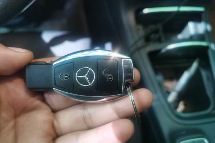 Used Mercedes-Benz B-Class 2018 B 200 Sport Edition Vehicle Key