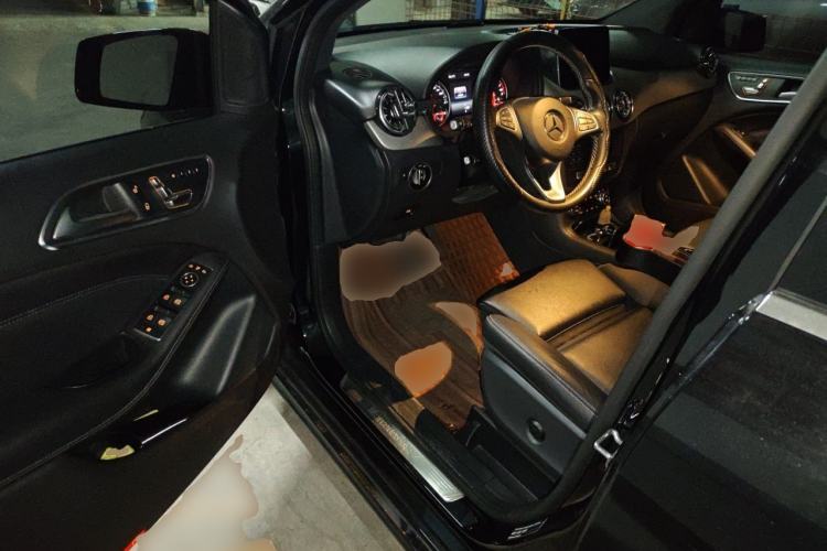 Used Mercedes-Benz B-Class 2019 B 200 Fashion Model Driver Seat