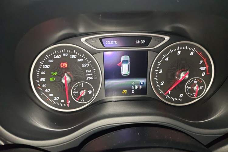 Used Mercedes-Benz B-Class 2019 B 200 Fashion Model Instrument Cluster