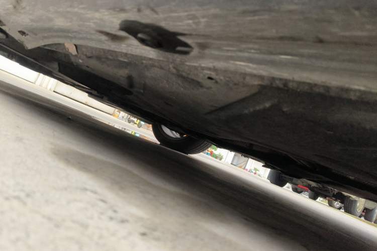 Used Mercedes-Benz B-Class 2019 B 200 Sport Edition Chassis Front Left