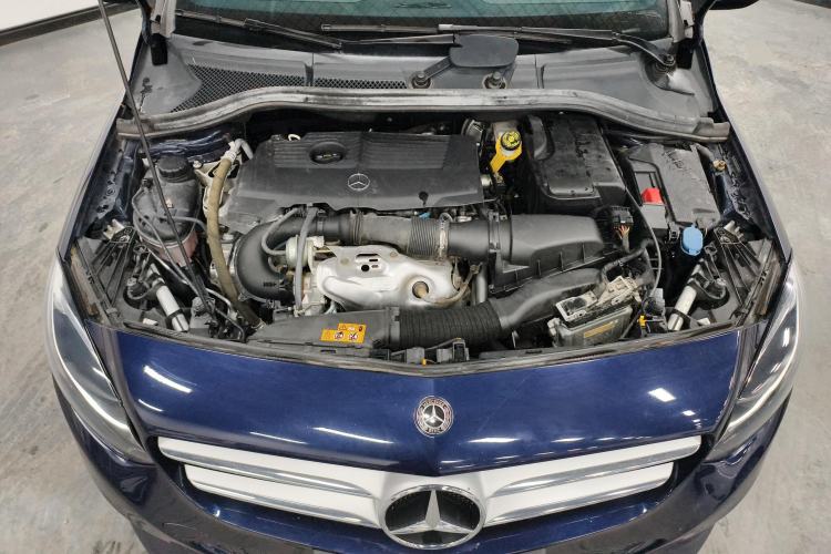 Used Mercedes-Benz B-Class 2019 B 200 Sport Edition Engine Bay