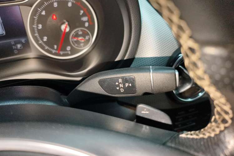Used Mercedes-Benz B-Class 2019 B 200 Sport Edition Gear Lever