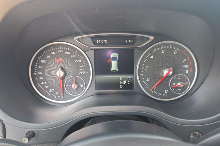 Used Mercedes-Benz B-Class 2019 B 200 Fashion Model Instrument Cluster