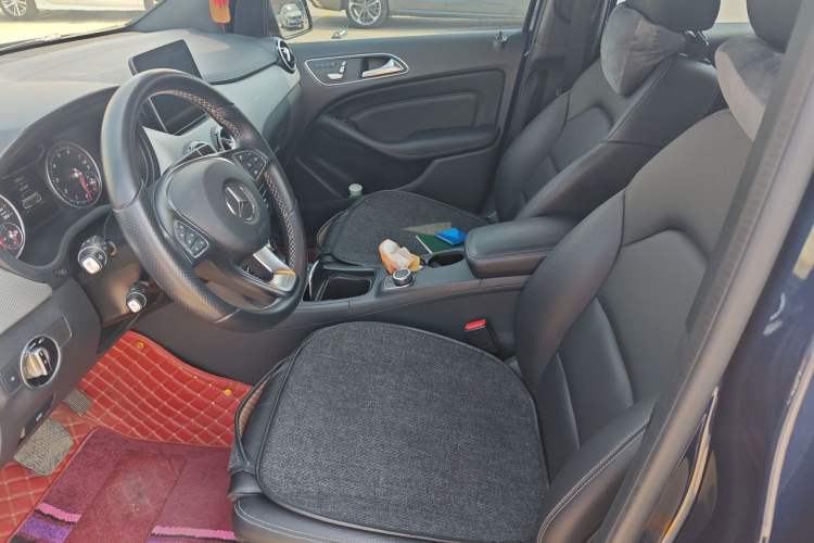 Used Mercedes-Benz B-Class 2019 B 200 Fashion Model Left Front Seat