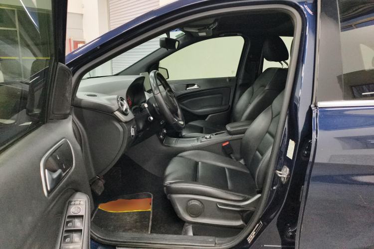 Used Mercedes-Benz B-Class 2019 B 200 Sport Edition Left Front Seat