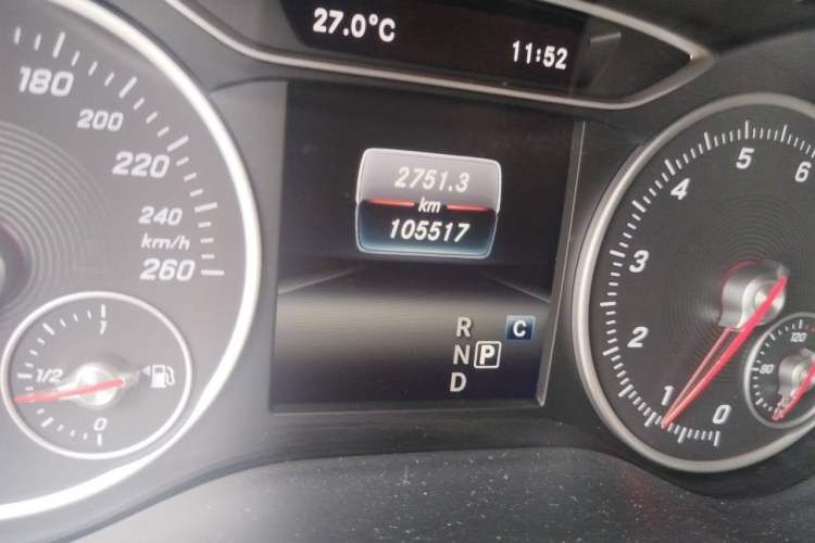 Used Mercedes-Benz B-Class 2019 B 200 Fashion Model Odometer Close Up