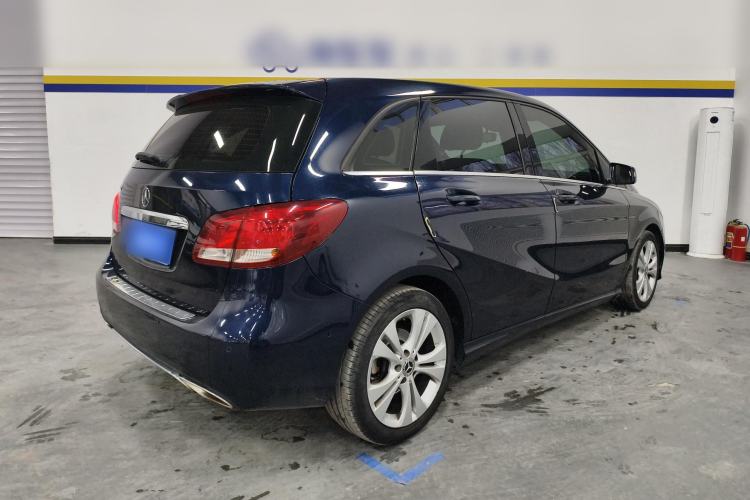 Used Mercedes-Benz B-Class 2019 B 200 Sport Edition Rear Right 45 Deg