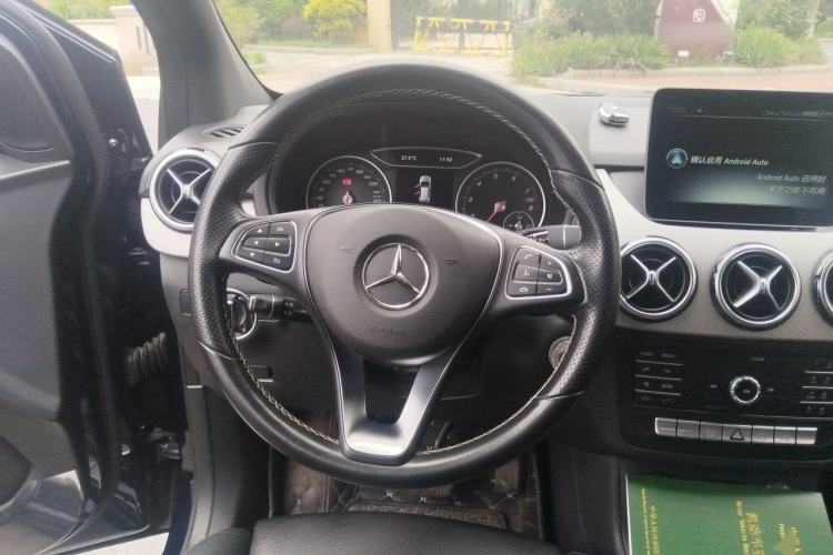 Used Mercedes-Benz B-Class 2019 B 200 Fashion Model Steering Wheel