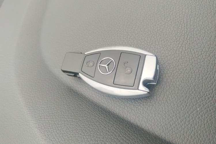 Used Mercedes-Benz B-Class 2019 B 200 Fashion Model Vehicle Key