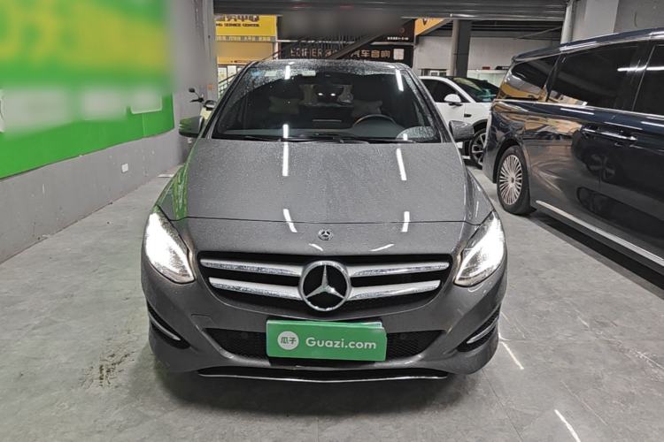 Used Mercedes-Benz B-Class 2019 B 200 Fashion Model Front
