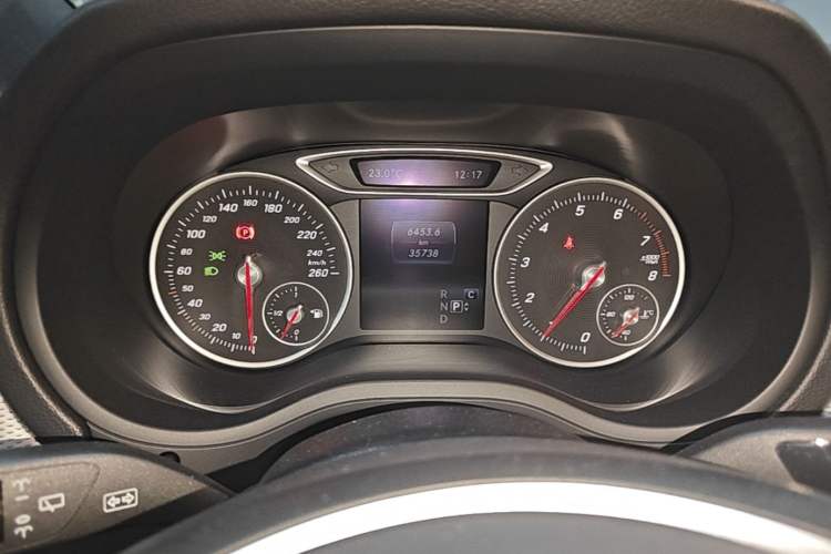 Used Mercedes-Benz B-Class 2019 B 200 Fashion Model Instrument Cluster