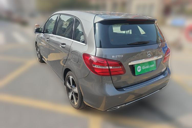 Used Mercedes-Benz B-Class 2019 B 200 Fashion Model Rear Left 45 Deg