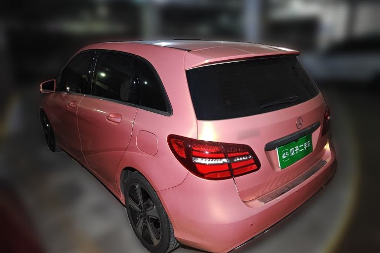 Used Mercedes-Benz B-Class 2019 B 200 Fashion Model Rear Left 45 Deg