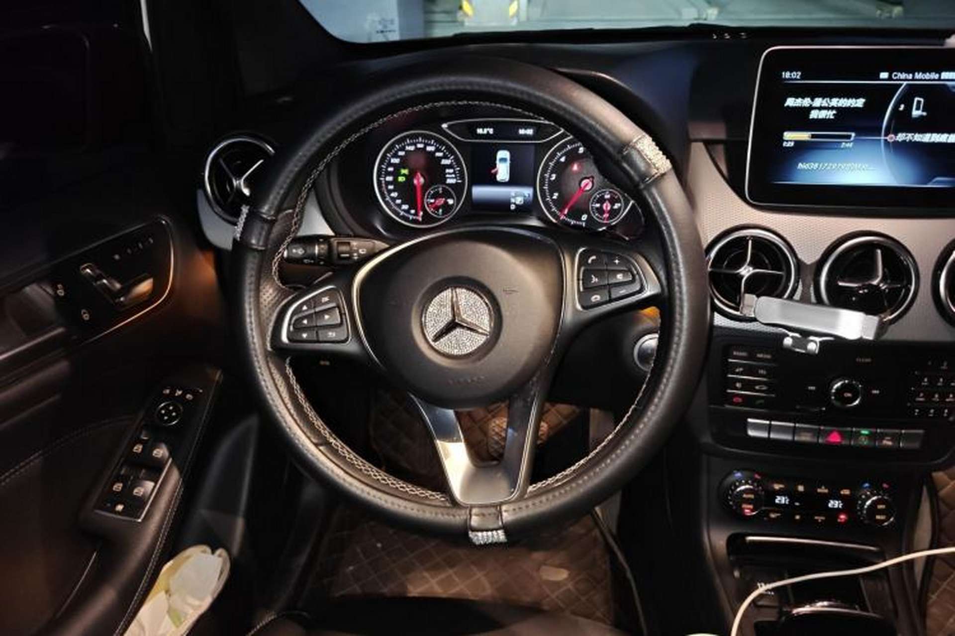 Used Mercedes-Benz B-Class 2019 B 200 Fashion Model Steering Wheel