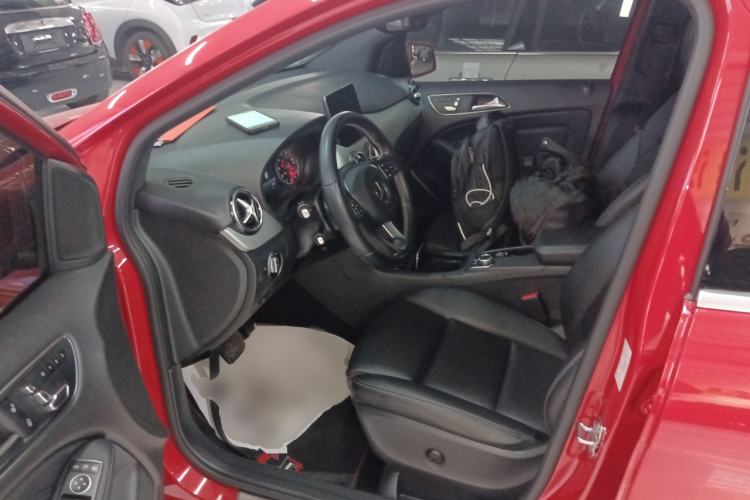 Used Mercedes-Benz B-Class 2019 B 200 Fashion Model Driver Seat
