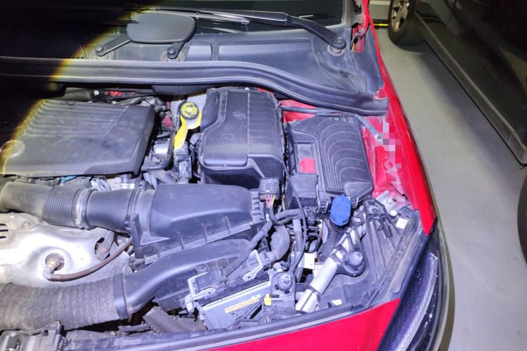 Used Mercedes-Benz B-Class 2019 B 200 Fashion Model Engine Bay Left