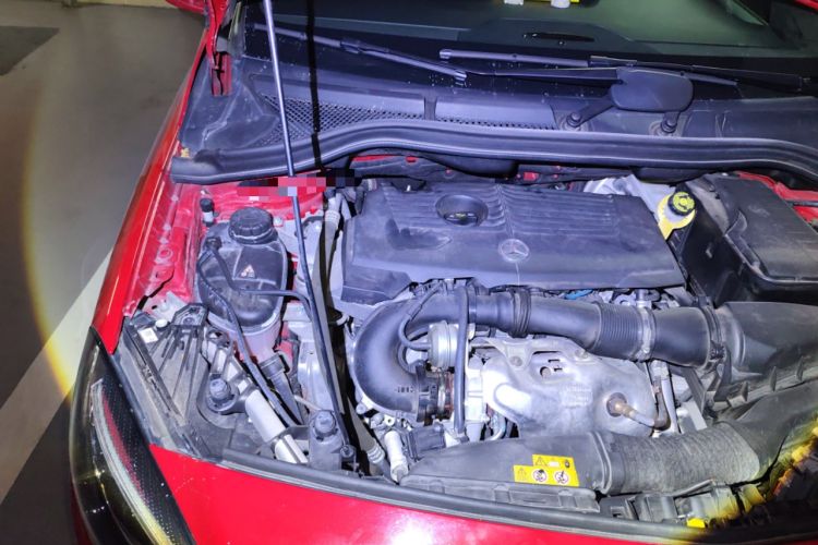 Used Mercedes-Benz B-Class 2019 B 200 Fashion Model Engine Bay Right
