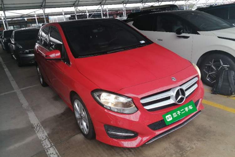 Used Mercedes-Benz B-Class 2019 B 200 Sport Edition Exterior 1