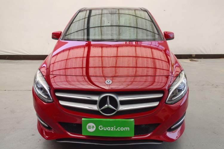 Used Mercedes-Benz B-Class 2019 B 200 Fashion Model Exterior 3