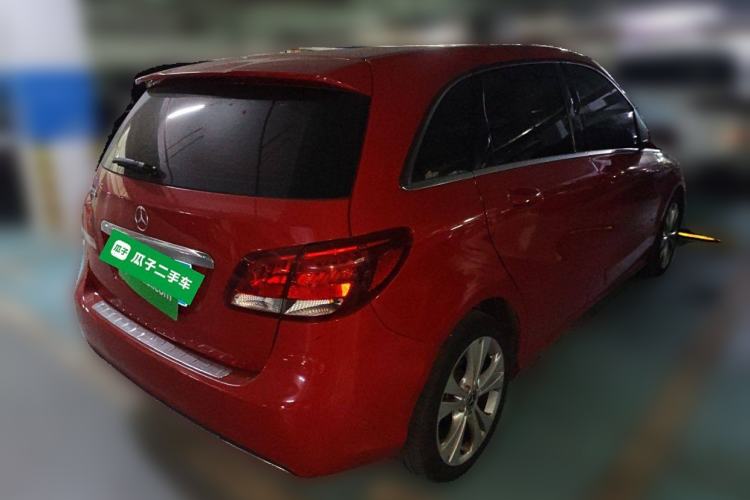 Used Mercedes-Benz B-Class 2019 B 200 Sport Edition Exterior 4