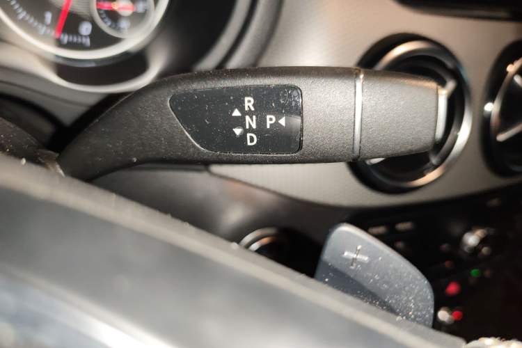Used Mercedes-Benz B-Class 2019 B 200 Fashion Model Gear Lever