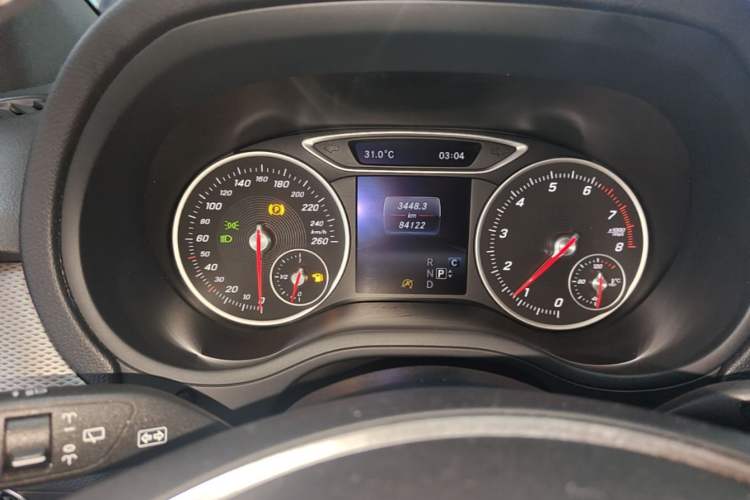 Used Mercedes-Benz B-Class 2019 B 200 Fashion Model Instrument Cluster