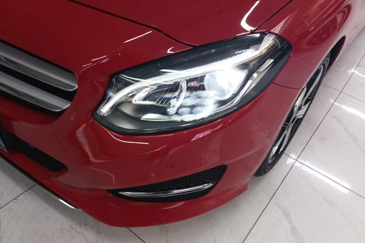 Used Mercedes-Benz B-Class 2019 B 200 Fashion Model Left Front Headlight