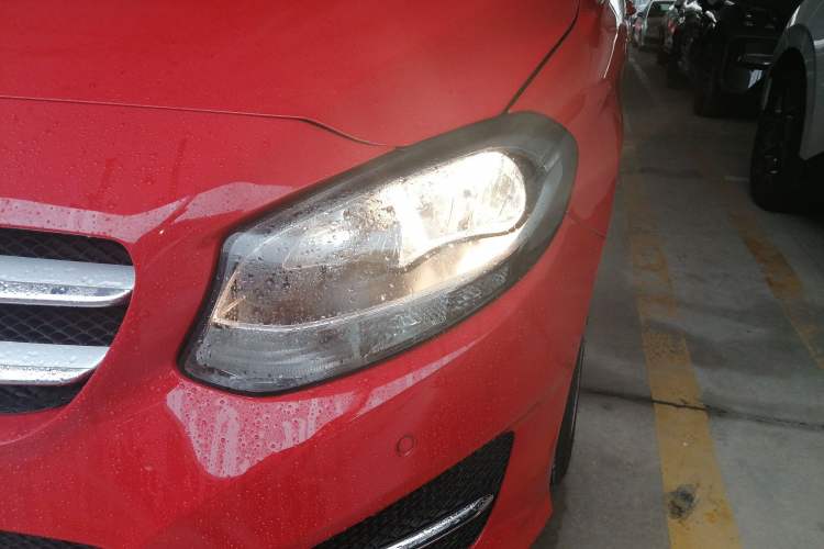 Used Mercedes-Benz B-Class 2019 B 200 Sport Edition Left Front Headlight