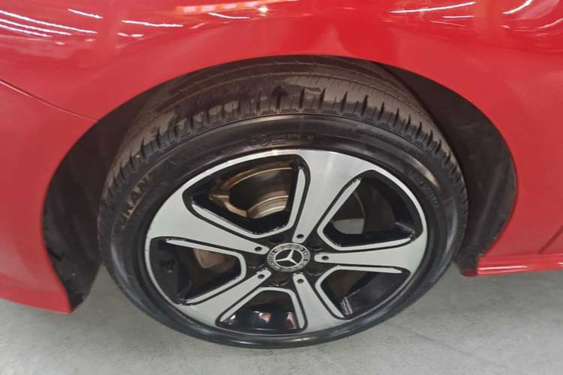 Used Mercedes-Benz B-Class 2019 B 200 Fashion Model Left Front Wheel Hub