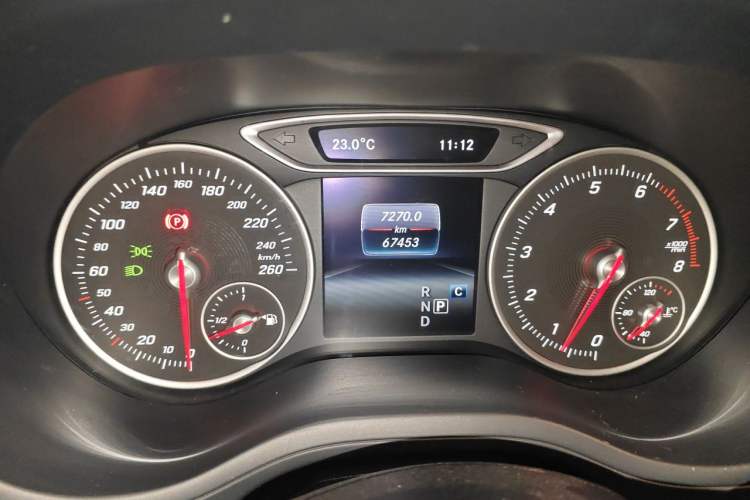 Used Mercedes-Benz B-Class 2019 B 200 Sport Edition Odometer Close Up