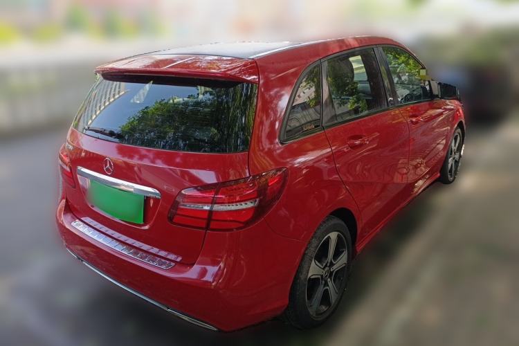 Used Mercedes-Benz B-Class 2019 B 200 Fashion Model Rear Right 45 Deg