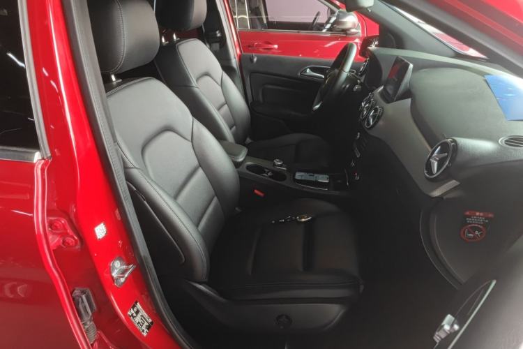 Used Mercedes-Benz B-Class 2019 B 200 Fashion Model Right Front Seat