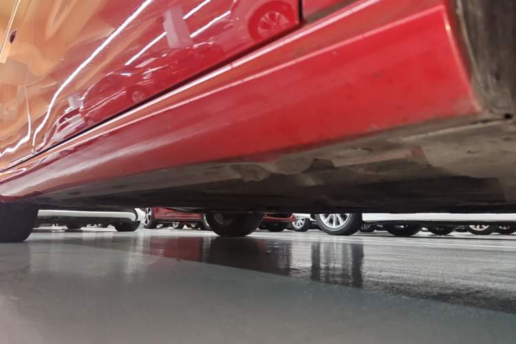 Used Mercedes-Benz B-Class 2019 B 200 Fashion Model Right Side Sill