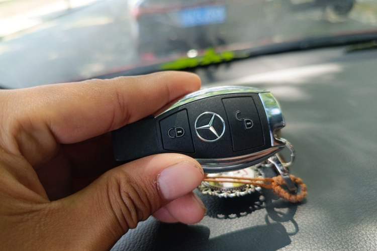 Used Mercedes-Benz B-Class 2019 B 200 Fashion Model Vehicle Key