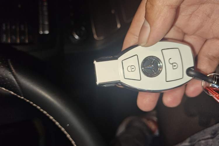 Used Mercedes-Benz B-Class 2019 B 200 Fashion Model Vehicle Key