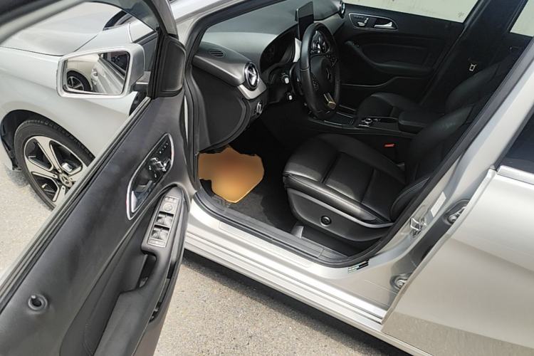 Used Mercedes-Benz B-Class 2019 B 200 Fashion Model Driver Seat