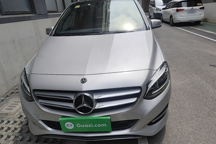 Used Mercedes-Benz B-Class 2019 B 200 Fashion Model Front